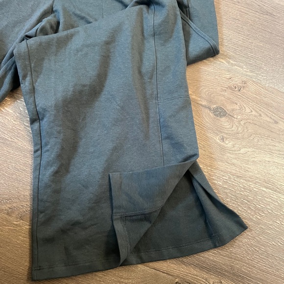 NWT Cozy Brushed Terry Hug Straight Pant & Mock Neck Top Lounge Set . Size L - Picture 13 of 15